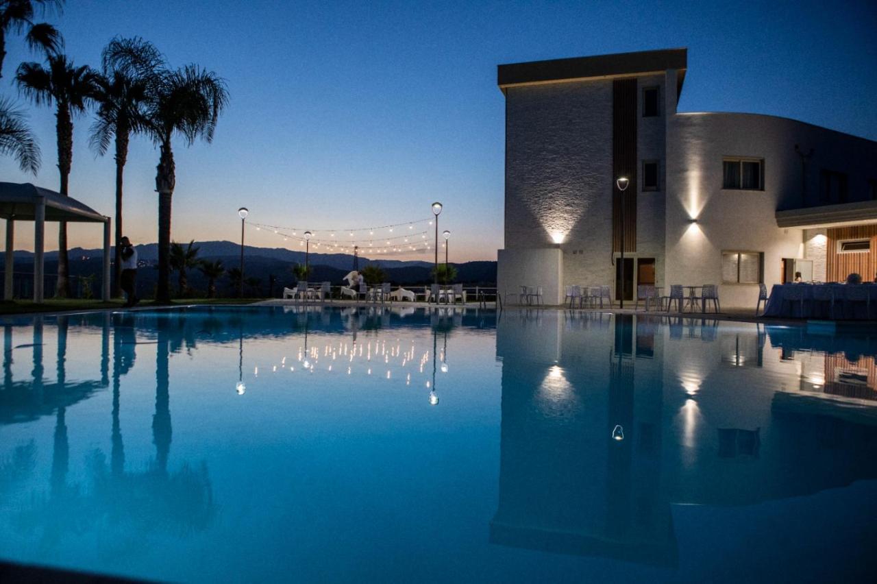Partenone Resort Hotel ริอาเชมารินา ภายนอก รูปภาพ