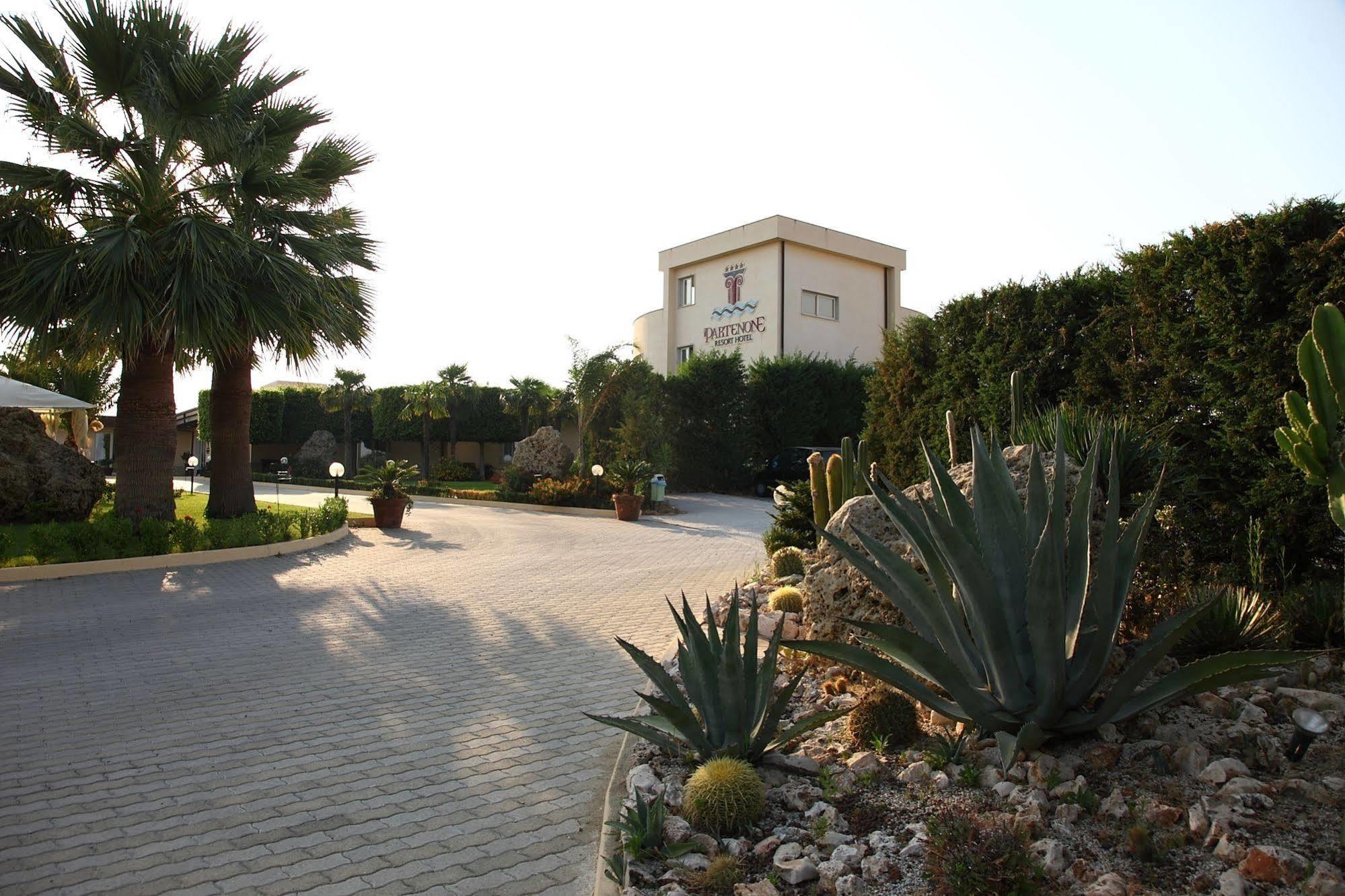 Partenone Resort Hotel ริอาเชมารินา ภายนอก รูปภาพ