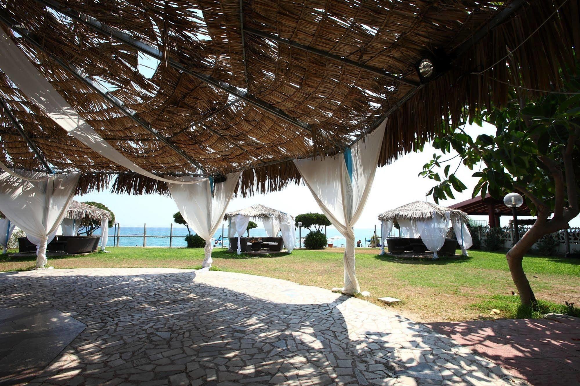 Partenone Resort Hotel ริอาเชมารินา ภายนอก รูปภาพ