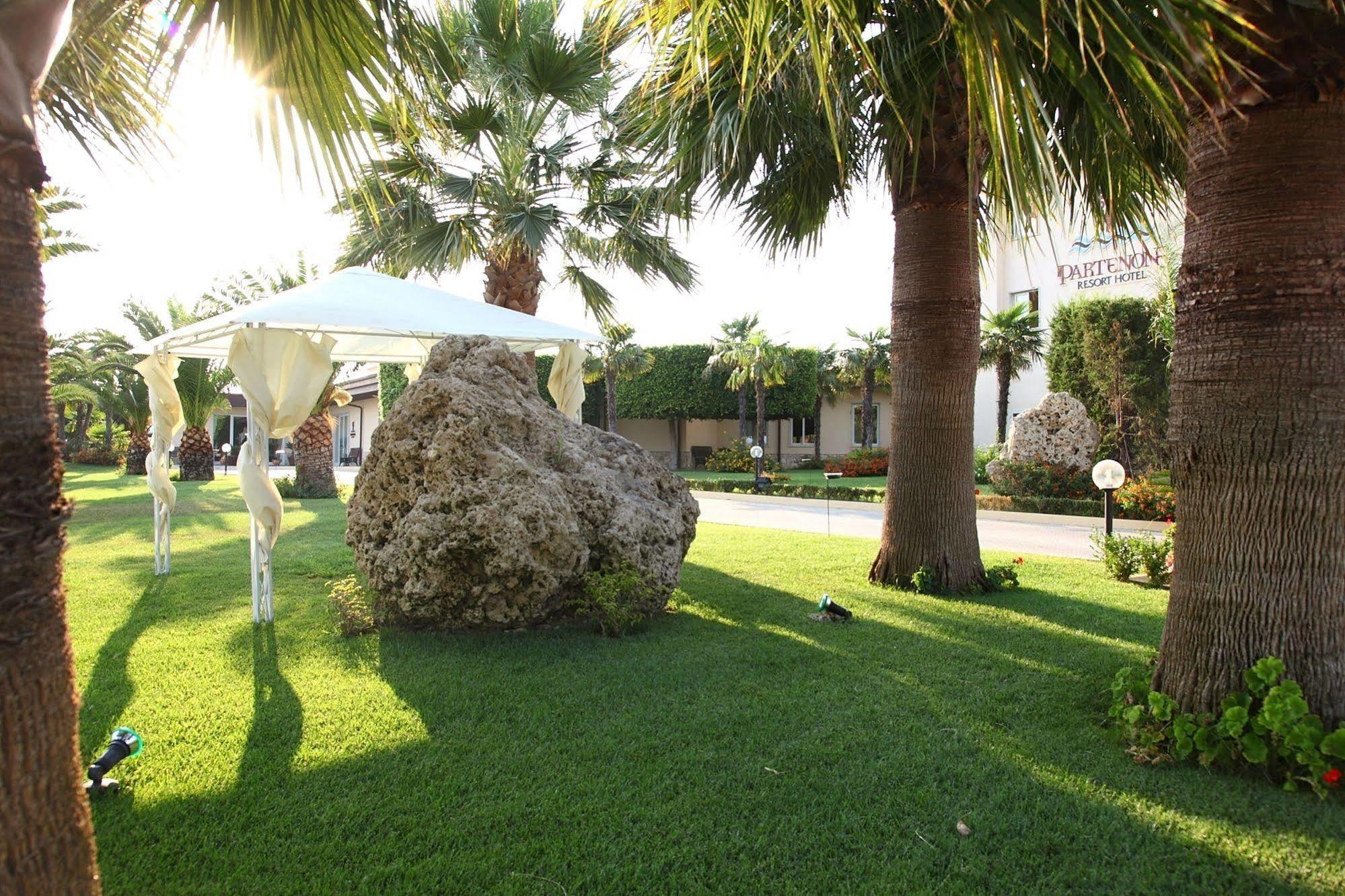 Partenone Resort Hotel ริอาเชมารินา ภายนอก รูปภาพ